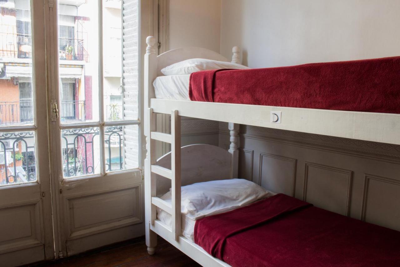 Voyage Recoleta Hostel Buenos Aires Exterior photo