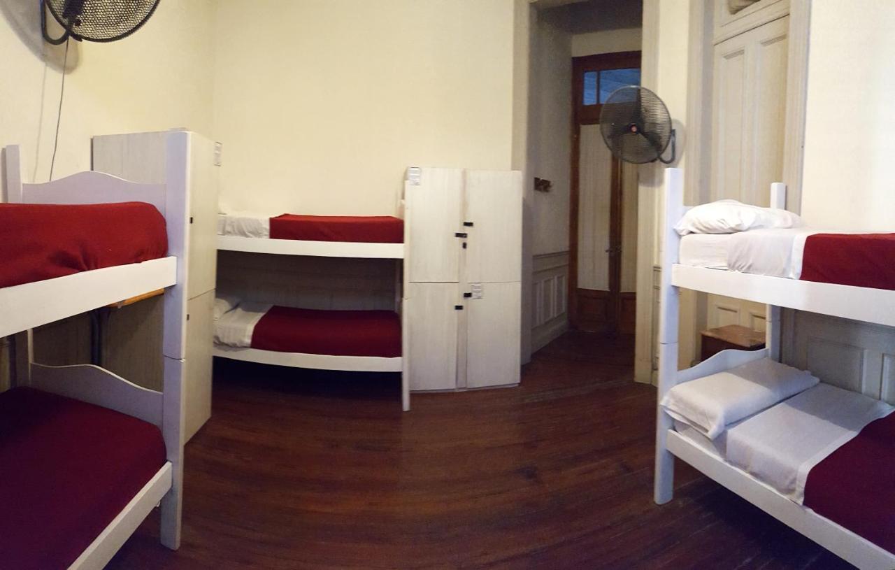 Voyage Recoleta Hostel Buenos Aires Exterior photo
