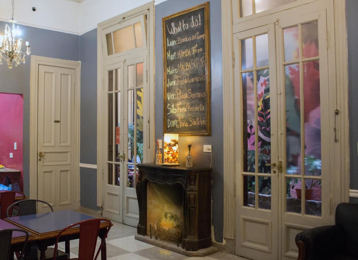 Voyage Recoleta Hostel Buenos Aires Exterior photo